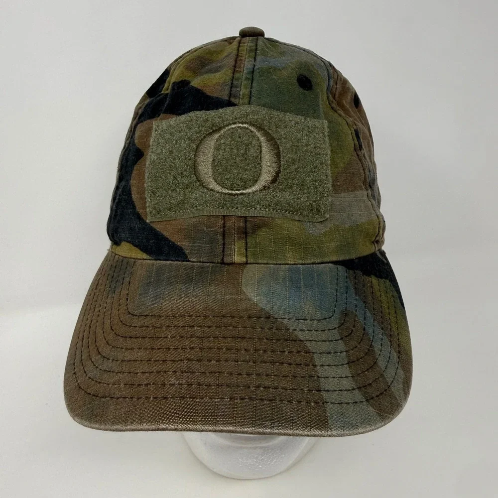 Nike Oregon Ducks Heritage86 Camo Ripstop Tactical Patch Hat BV2248-222 Mens